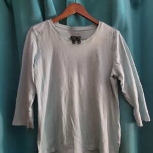 Coldwater Creek Light Green Long Sleeve Tee 100% Cotton 19" Pit 24"L